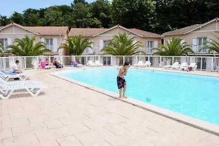 Petit Oasis Avec Piscine Apartment Anglet